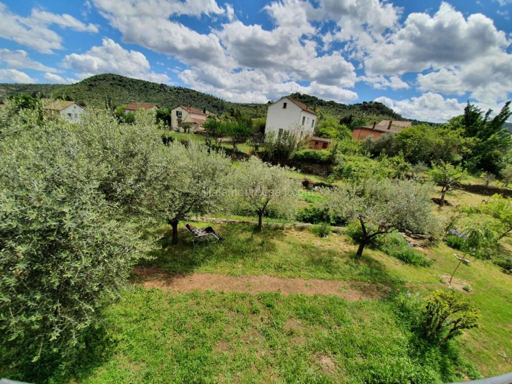 Photo de Maison tranquille au Vans