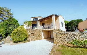 Stunning Home In Les Vans à Les Vans